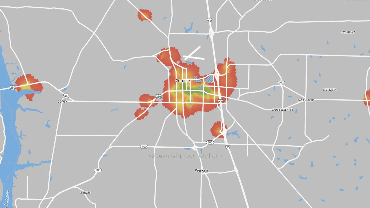 Walk Grade map of 31015, GA, walkable areas in green and car-dependent areas in red