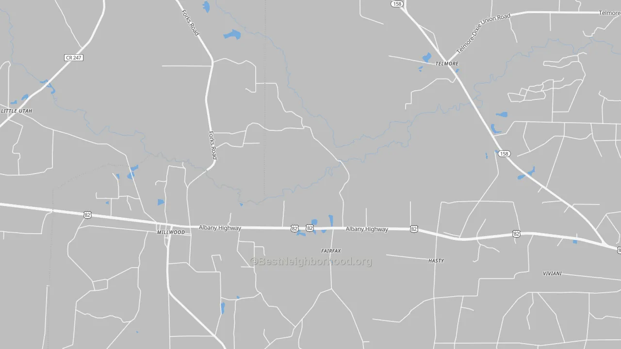 Walk Grade map of 31552, GA, walkable areas in green and car-dependent areas in red