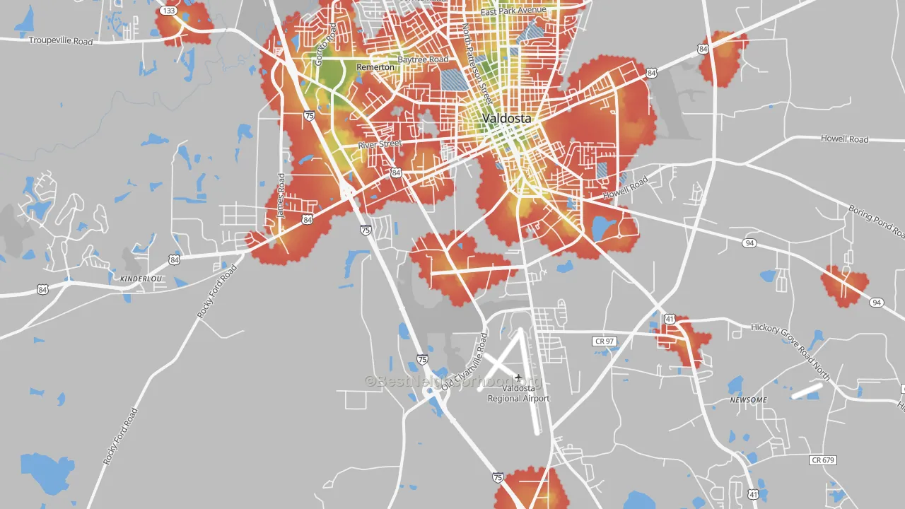 Walk Grade map of 31601, GA, walkable areas in green and car-dependent areas in red