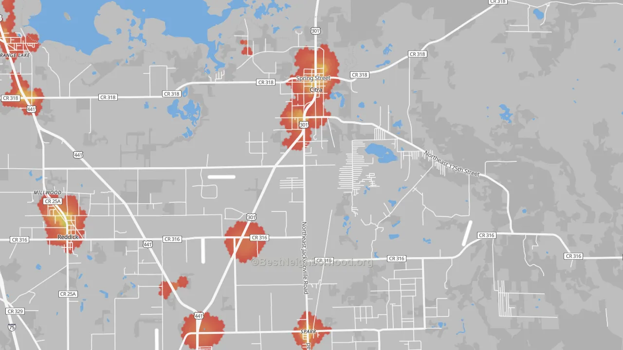Walk Grade map of 32113, FL, walkable areas in green and car-dependent areas in red