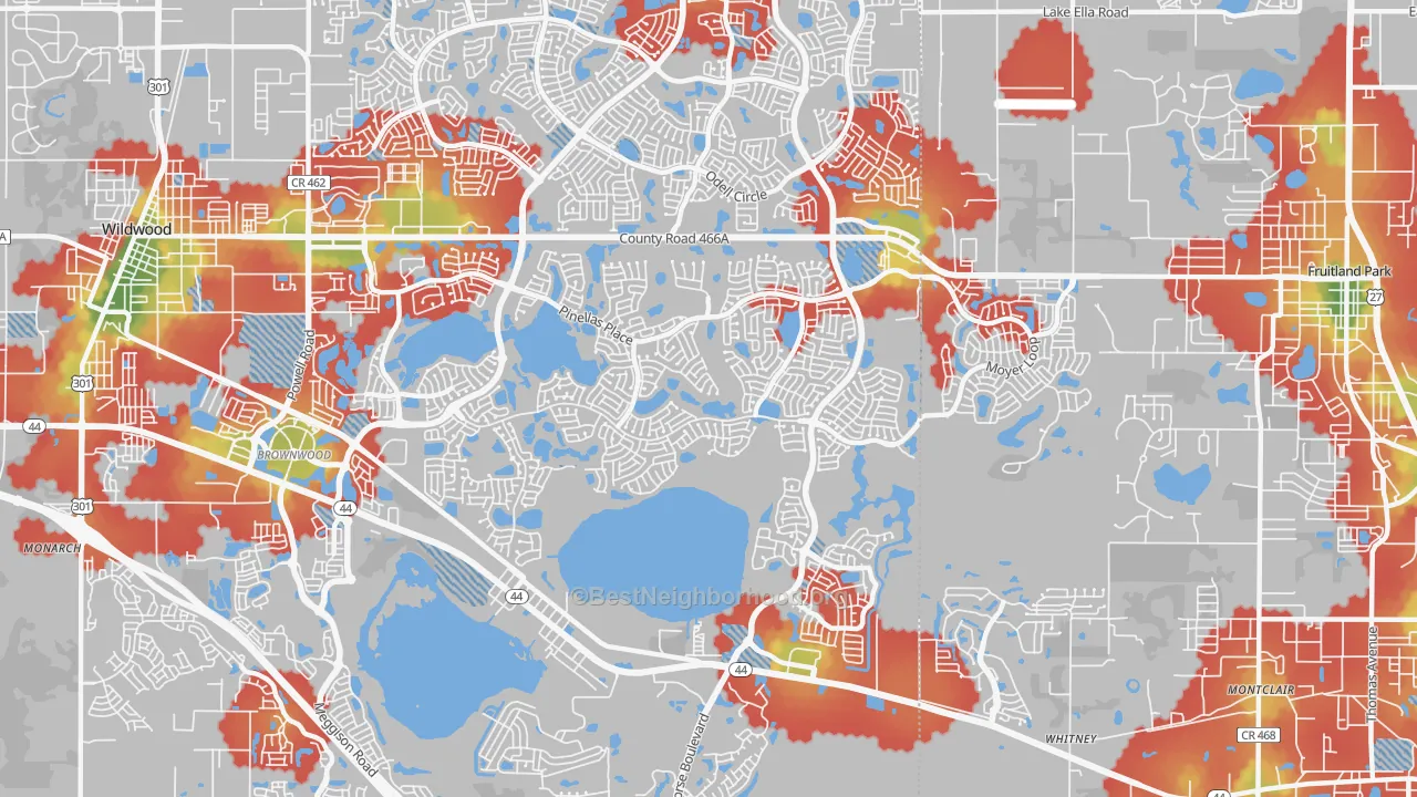 Walk Grade map of 32163, FL, walkable areas in green and car-dependent areas in red