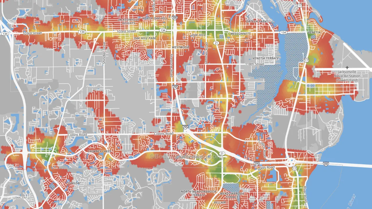 Walk Grade map of 32244, FL, walkable areas in green and car-dependent areas in red