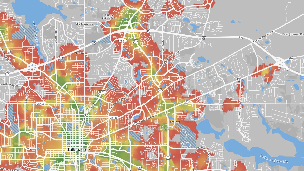 Walk Grade map of 32308, FL, walkable areas in green and car-dependent areas in red