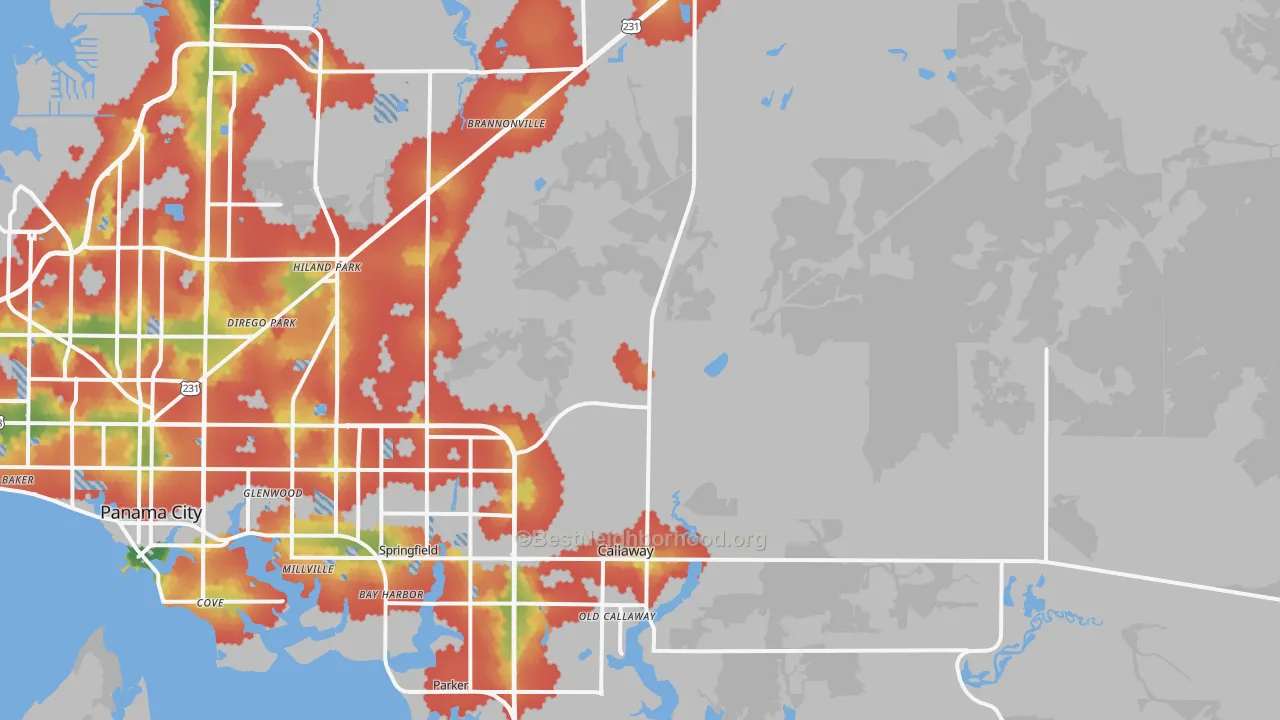 Walk Grade map of 32404, FL, walkable areas in green and car-dependent areas in red