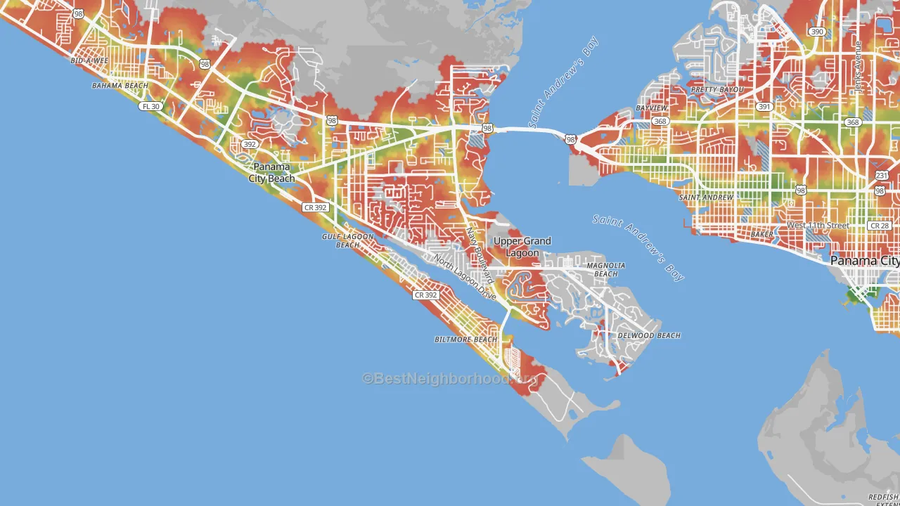 Walk Grade map of 32408, FL, walkable areas in green and car-dependent areas in red