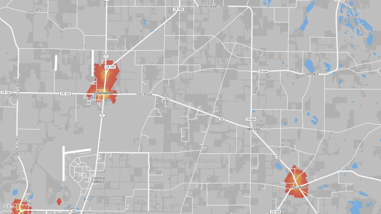 Walk Grade map of 32443, FL, walkable areas in green and car-dependent areas in red