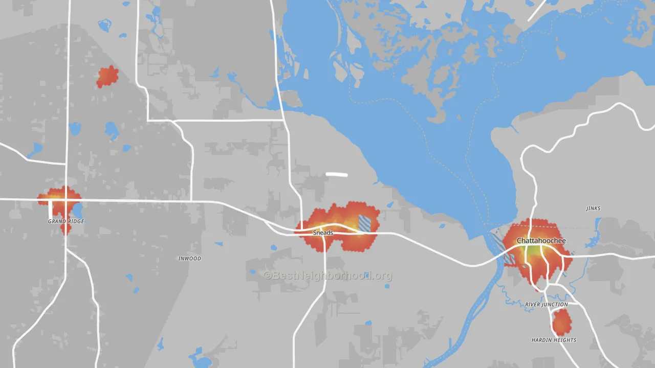 Walk Grade map of 32460, FL, walkable areas in green and car-dependent areas in red