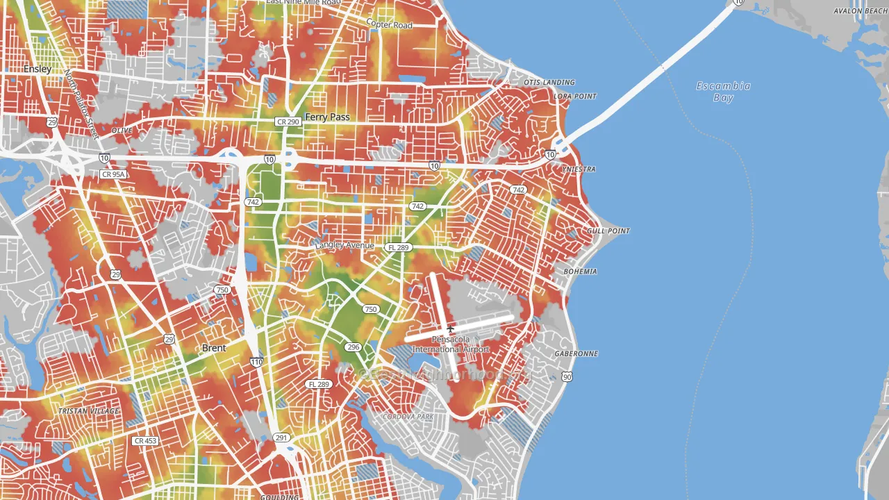 Walk Grade map of 32504, FL, walkable areas in green and car-dependent areas in red