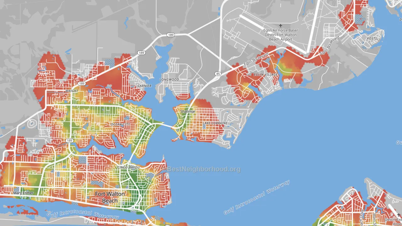 Walk Grade map of 32579, FL, walkable areas in green and car-dependent areas in red