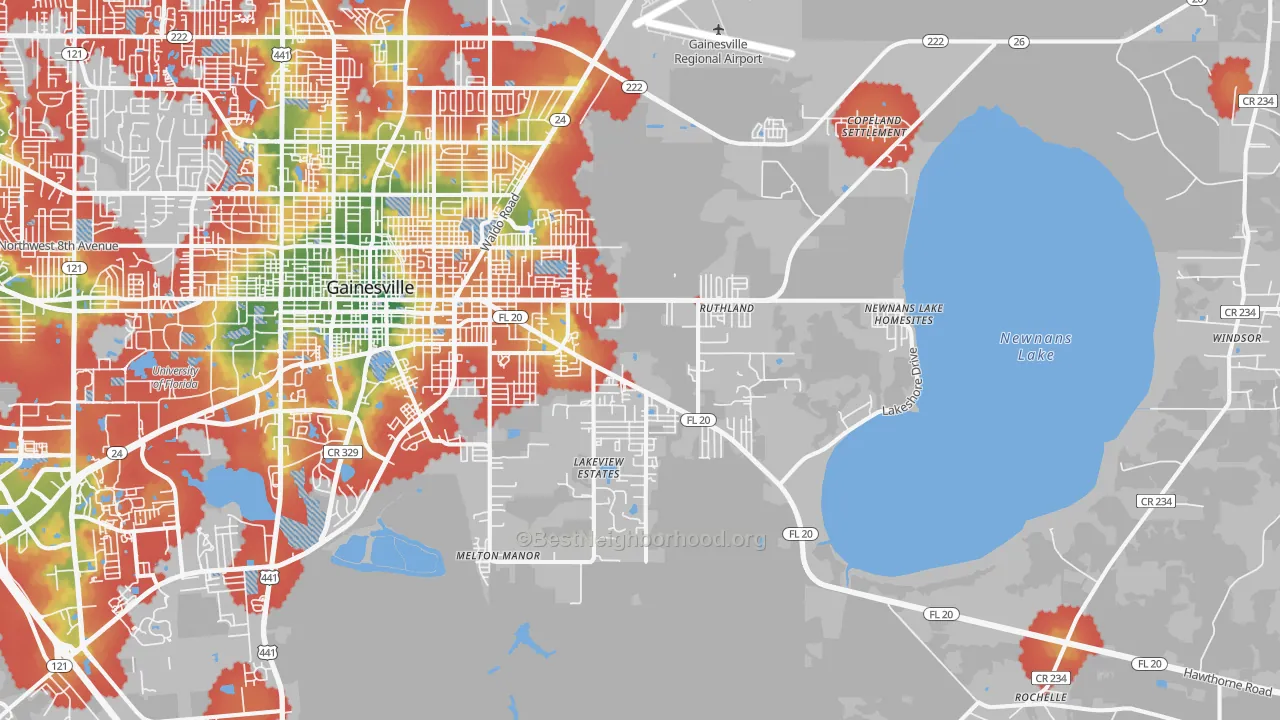Walk Grade map of 32641, FL, walkable areas in green and car-dependent areas in red