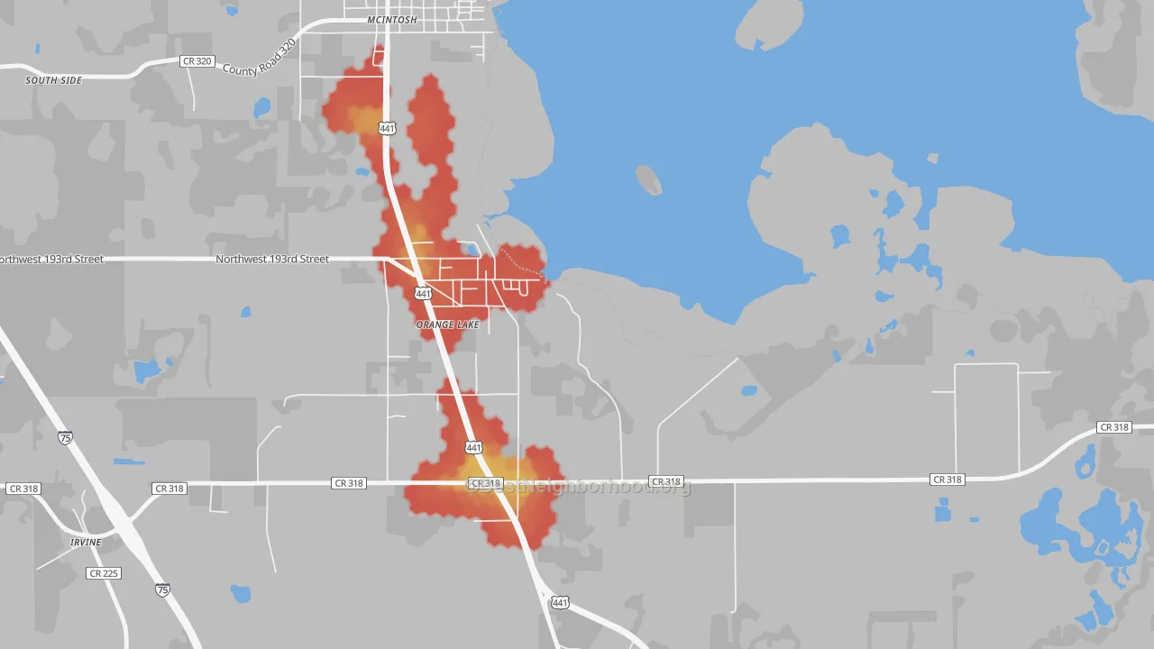 Walk Grade map of 32681, FL, walkable areas in green and car-dependent areas in red