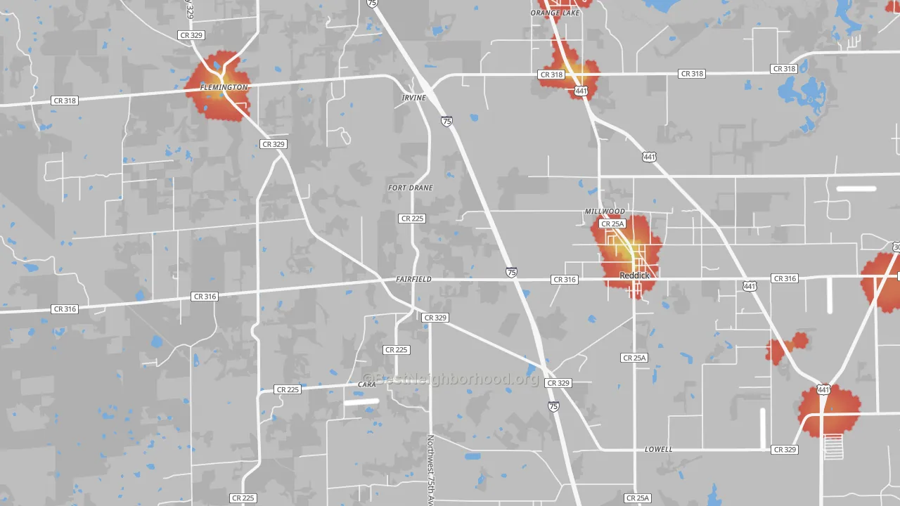 Walk Grade map of 32686, FL, walkable areas in green and car-dependent areas in red