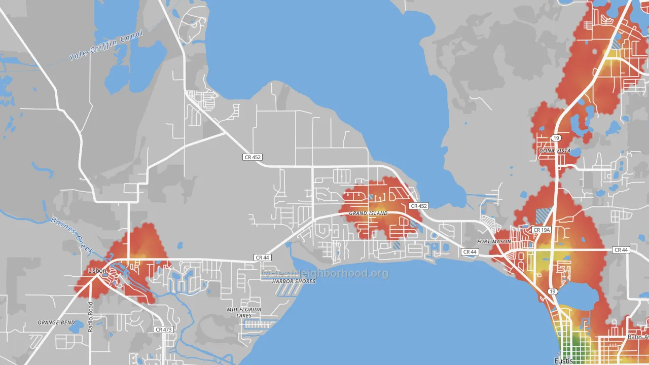 Walk Grade map of 32735, FL, walkable areas in green and car-dependent areas in red