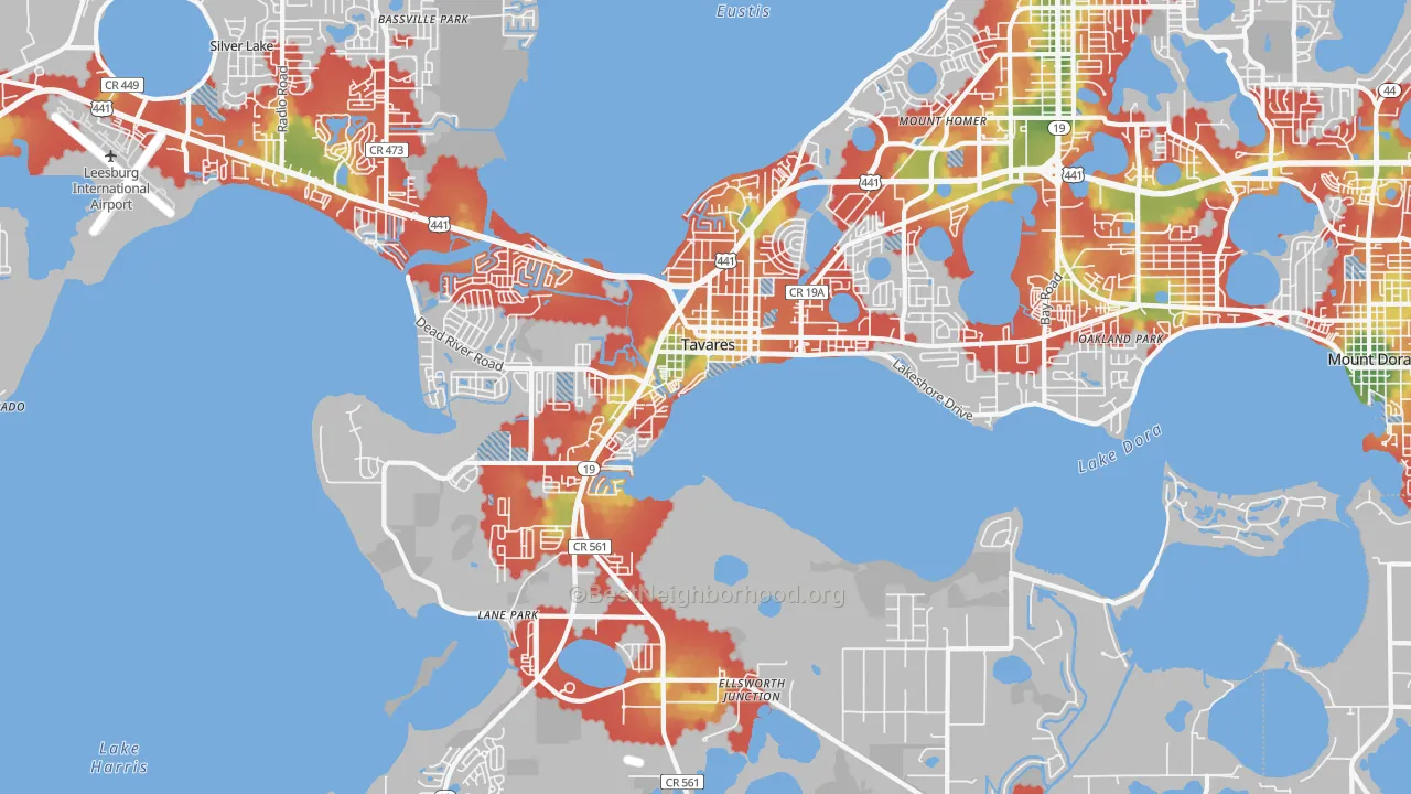 Walk Grade map of 32778, FL, walkable areas in green and car-dependent areas in red