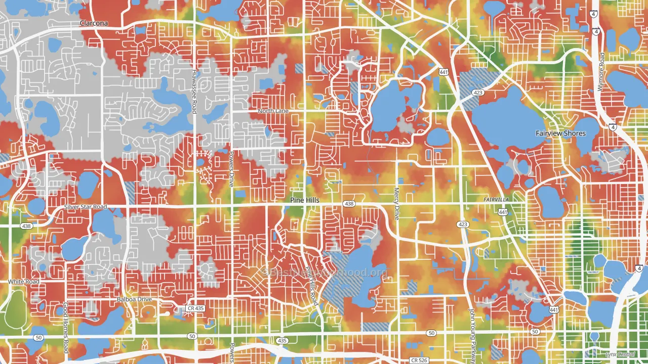 Walk Grade map of 32808, FL, walkable areas in green and car-dependent areas in red