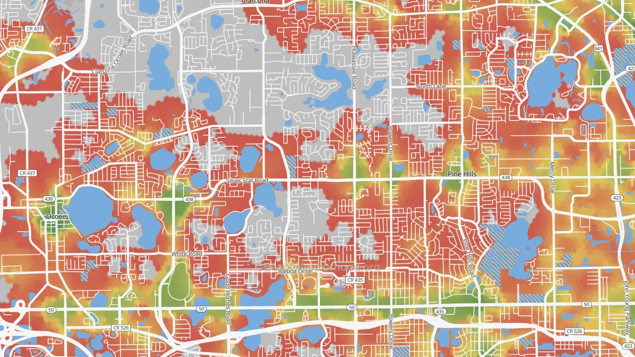 Walk Grade map of 32818, FL, walkable areas in green and car-dependent areas in red