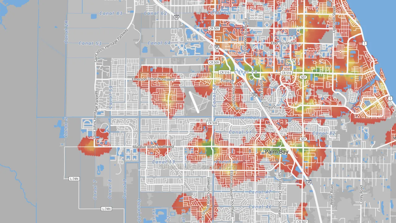 Walk Grade map of 32907, FL, walkable areas in green and car-dependent areas in red