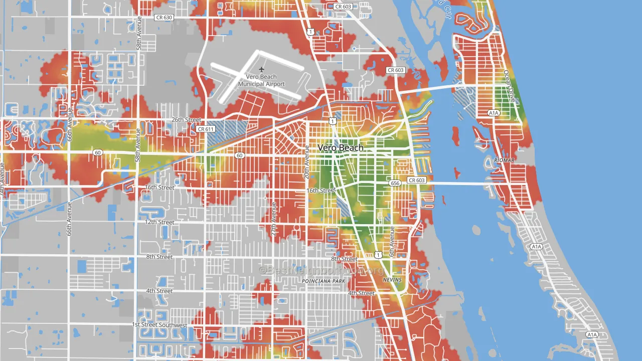 Walk Grade map of 32960, FL, walkable areas in green and car-dependent areas in red