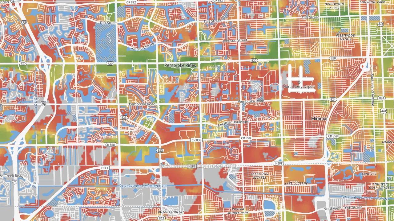 Walk Grade map of 33025, FL, walkable areas in green and car-dependent areas in red