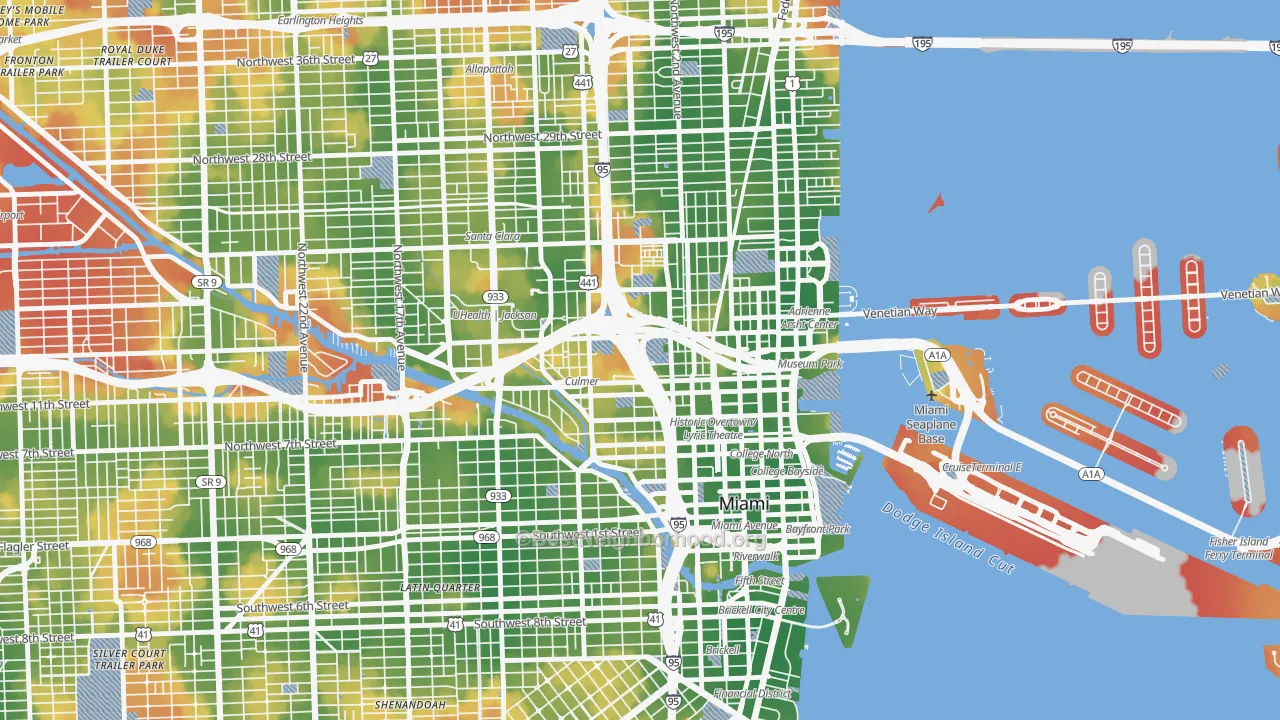 Walk Grade map of 33136, FL, walkable areas in green and car-dependent areas in red