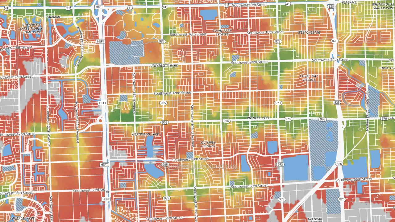 Walk Grade map of 33165, FL, walkable areas in green and car-dependent areas in red