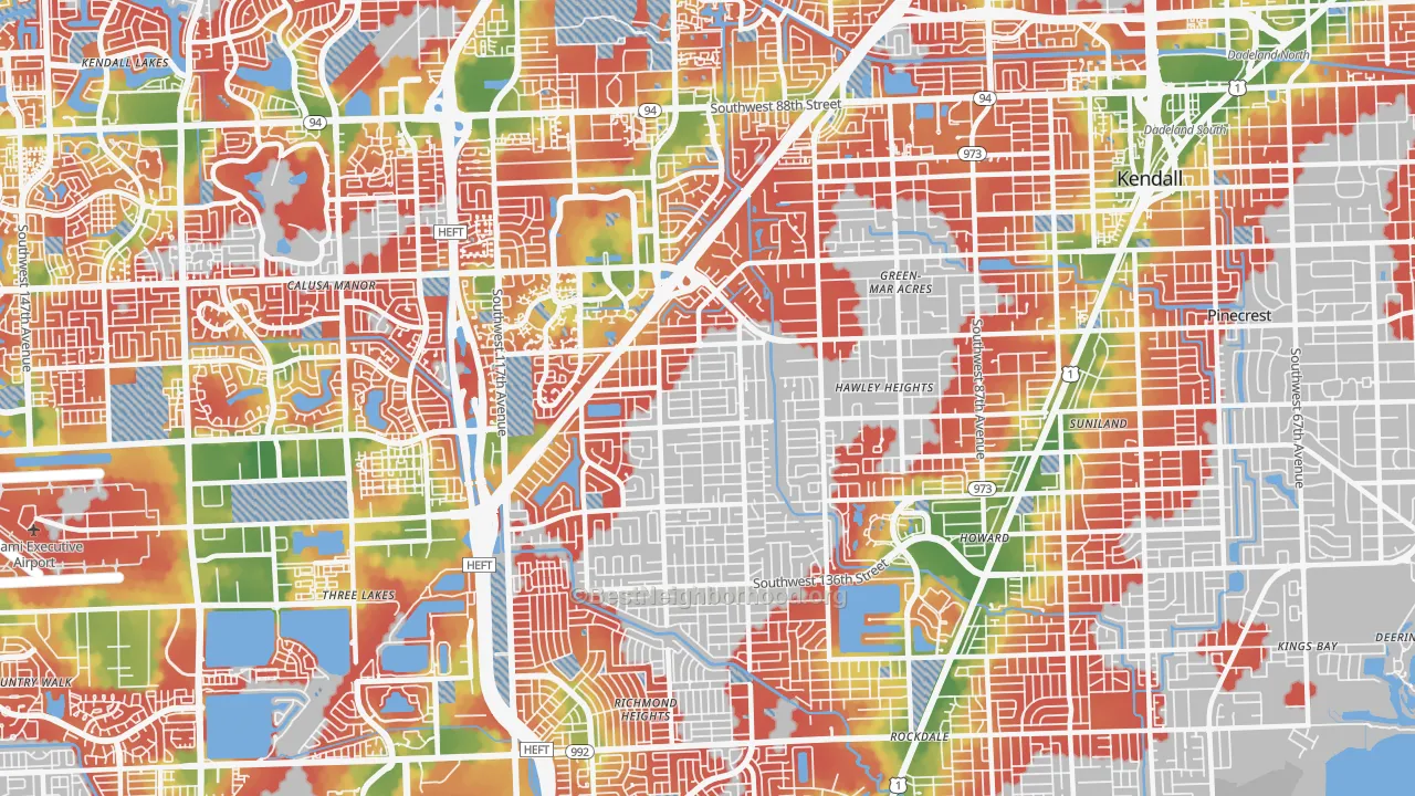 Walk Grade map of 33176, FL, walkable areas in green and car-dependent areas in red
