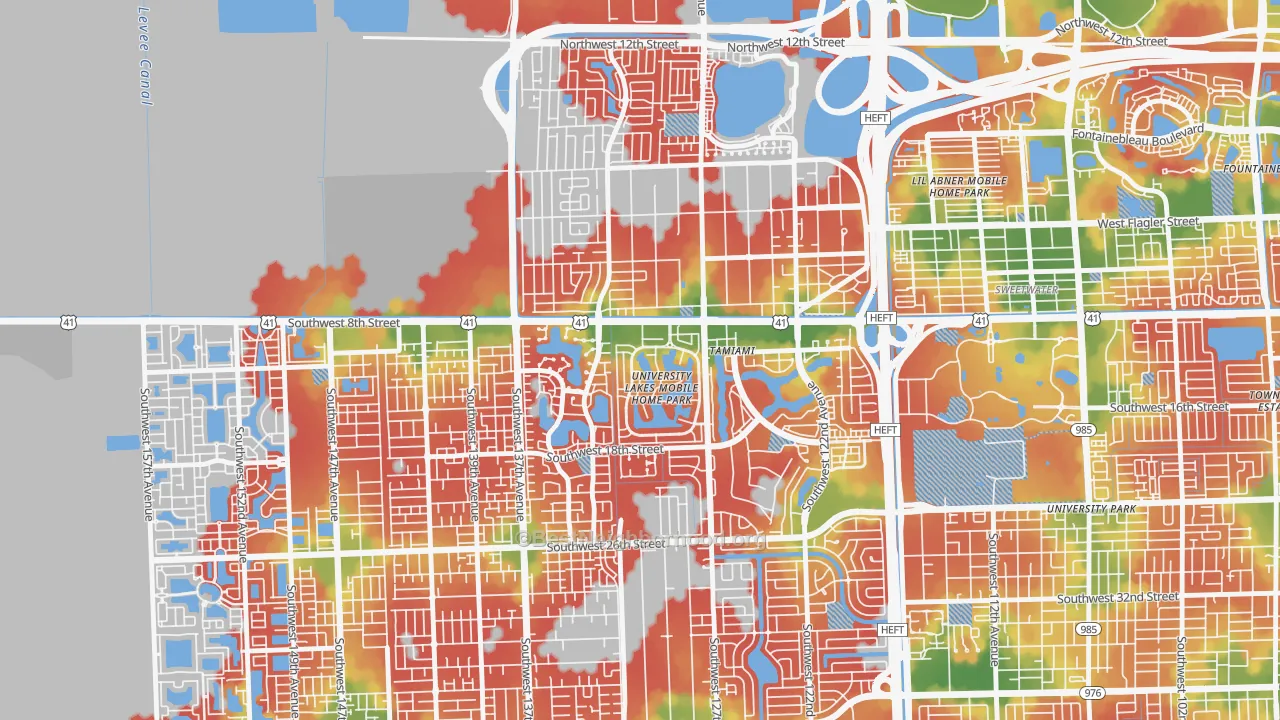 Walk Grade map of 33184, FL, walkable areas in green and car-dependent areas in red