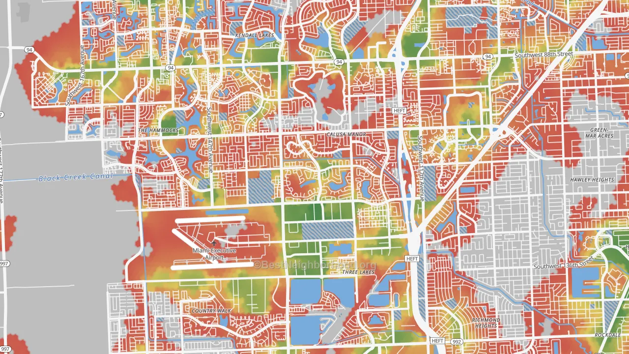 Walk Grade map of 33186, FL, walkable areas in green and car-dependent areas in red