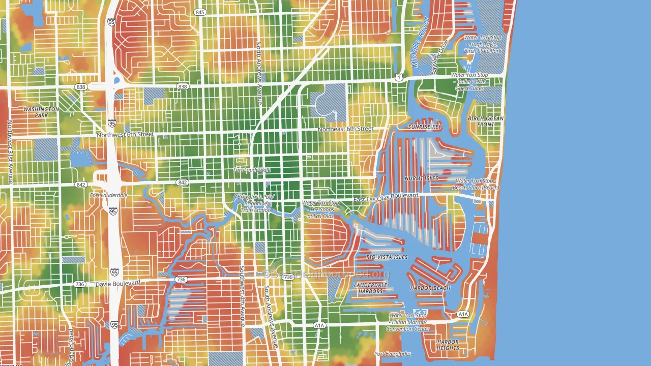 Walk Grade map of 33301, FL, walkable areas in green and car-dependent areas in red