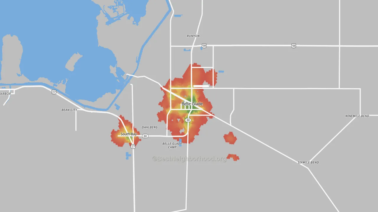 Walk Grade map of 33430, FL, walkable areas in green and car-dependent areas in red