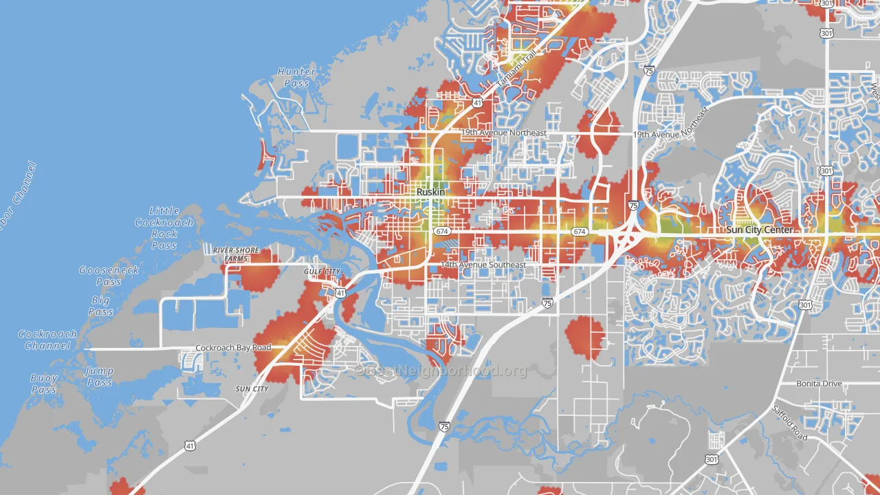 Walk Grade map of 33570, FL, walkable areas in green and car-dependent areas in red