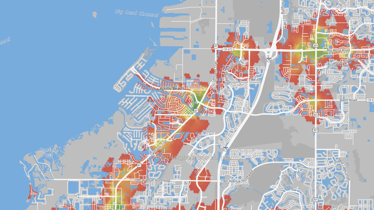 Walk Grade map of 33572, FL, walkable areas in green and car-dependent areas in red