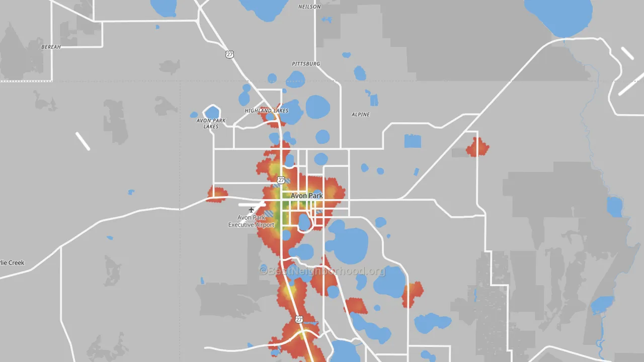 Walk Grade map of 33825, FL, walkable areas in green and car-dependent areas in red