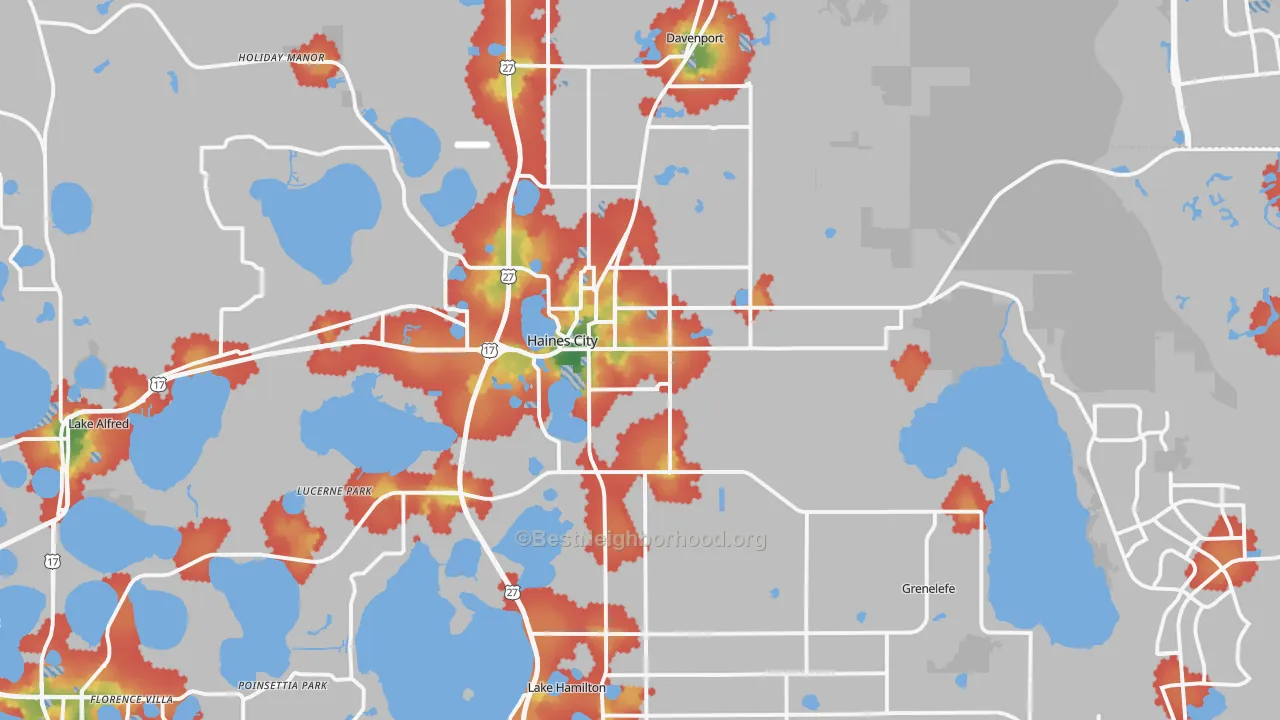 Walk Grade map of 33844, FL, walkable areas in green and car-dependent areas in red