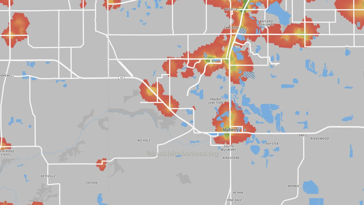 Walk Grade map of 33860, FL, walkable areas in green and car-dependent areas in red