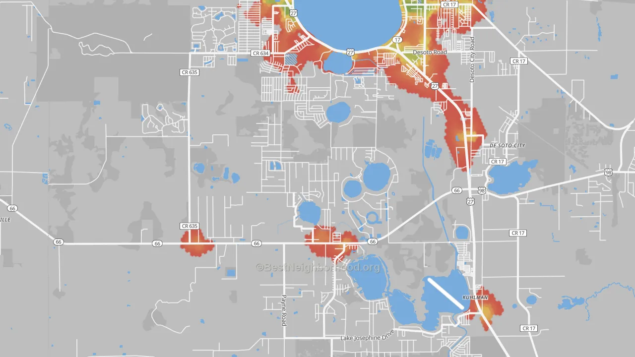 Walk Grade map of 33875, FL, walkable areas in green and car-dependent areas in red