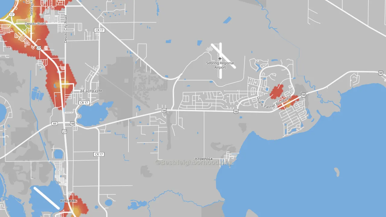 Walk Grade map of 33876, FL, walkable areas in green and car-dependent areas in red