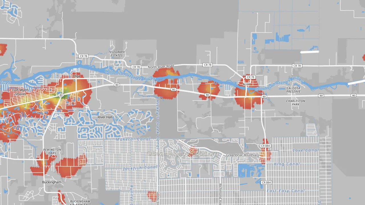 Walk Grade map of 33920, FL, walkable areas in green and car-dependent areas in red
