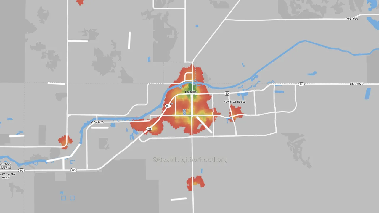 Walk Grade map of 33935, FL, walkable areas in green and car-dependent areas in red