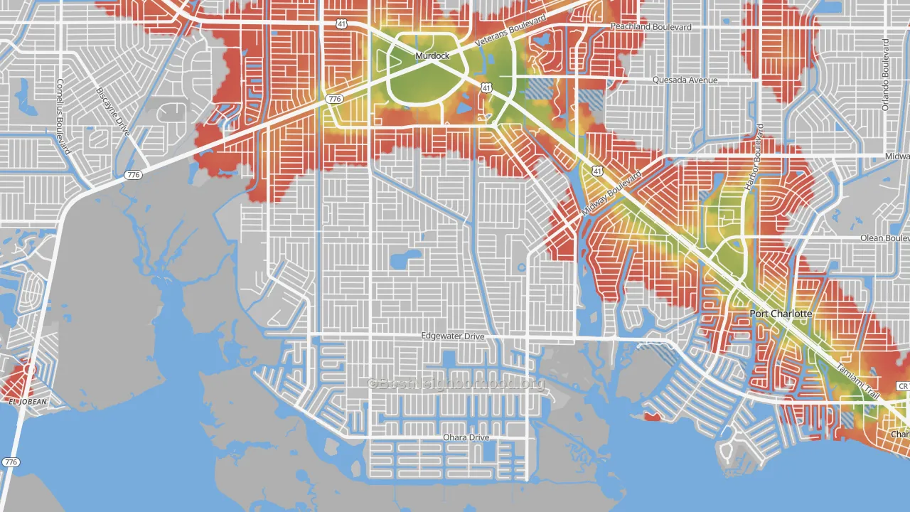 Walk Grade map of 33948, FL, walkable areas in green and car-dependent areas in red