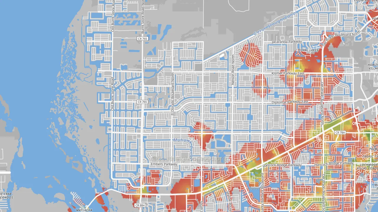 Walk Grade map of 33993, FL, walkable areas in green and car-dependent areas in red