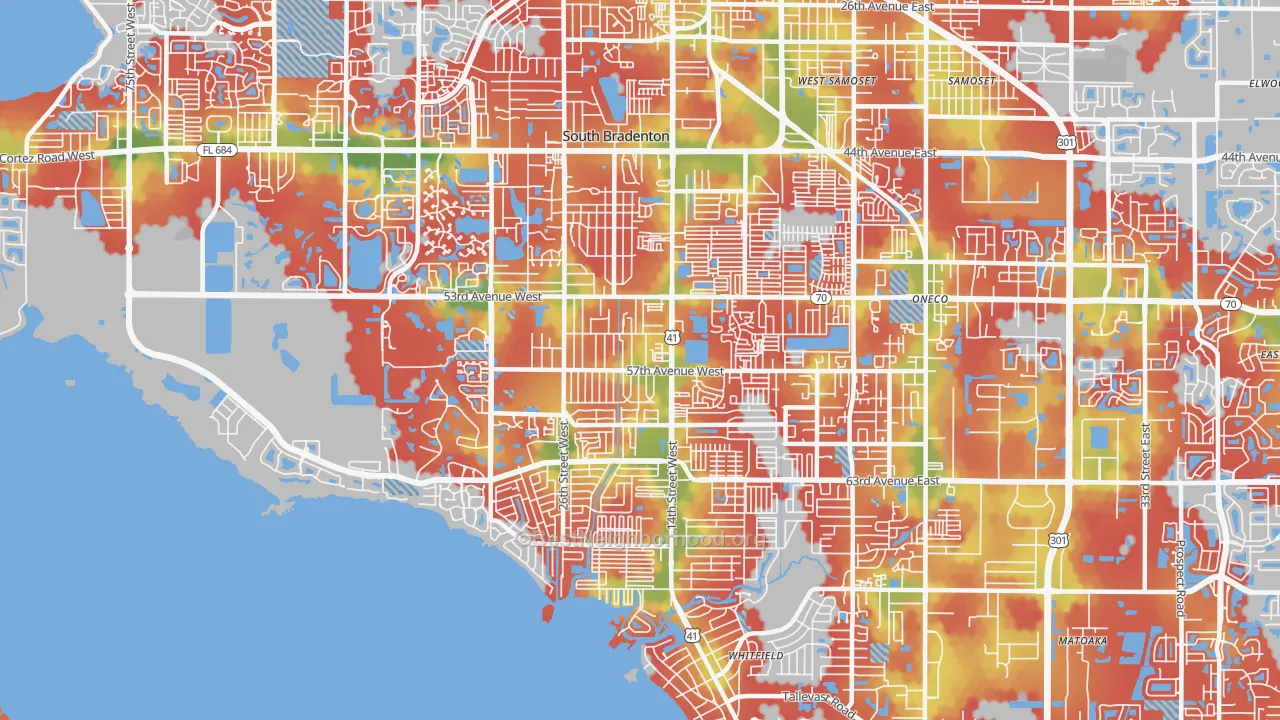 Walk Grade map of 34207, FL, walkable areas in green and car-dependent areas in red