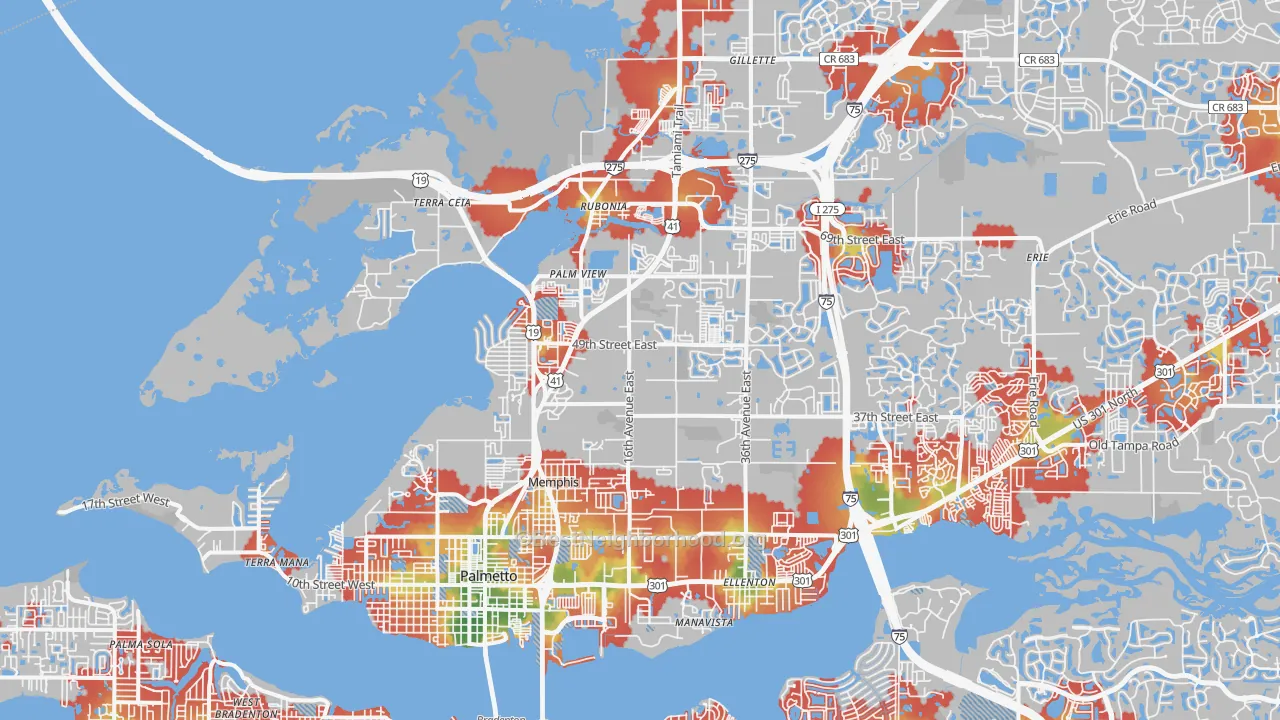 Walk Grade map of 34221, FL, walkable areas in green and car-dependent areas in red