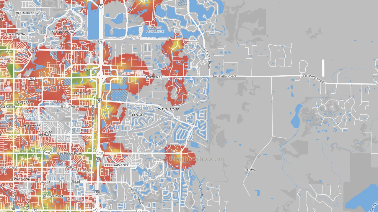 Walk Grade map of 34240, FL, walkable areas in green and car-dependent areas in red