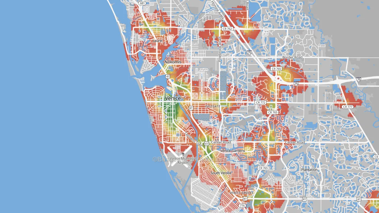 Walk Grade map of 34285, FL, walkable areas in green and car-dependent areas in red