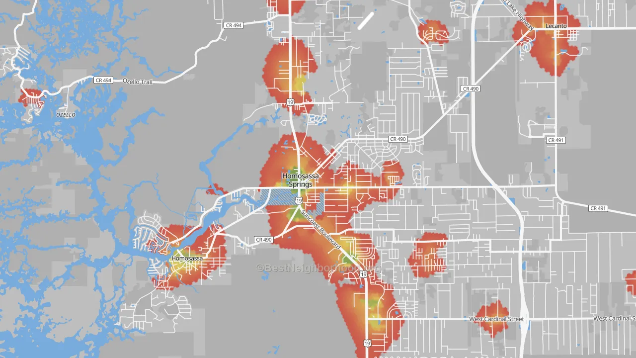 Walk Grade map of 34448, FL, walkable areas in green and car-dependent areas in red