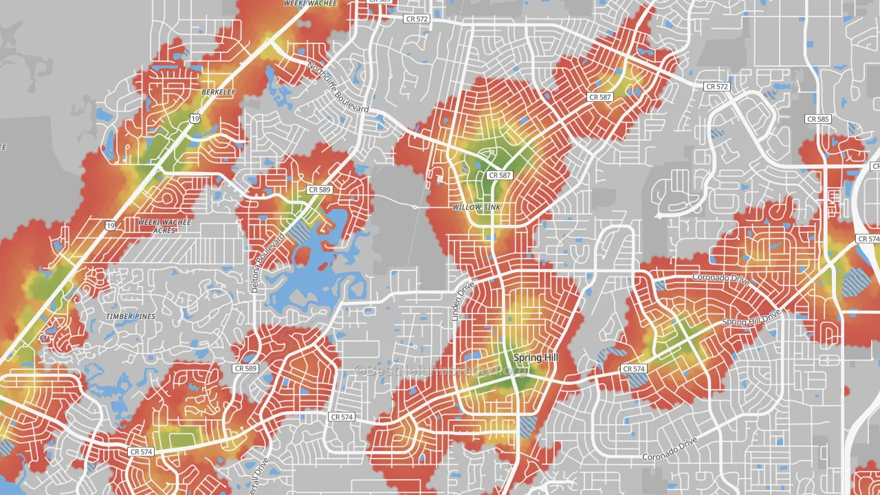 Walk Grade map of 34608, FL, walkable areas in green and car-dependent areas in red