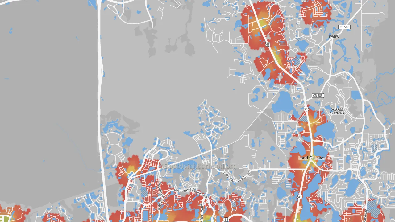 Walk Grade map of 34638, FL, walkable areas in green and car-dependent areas in red