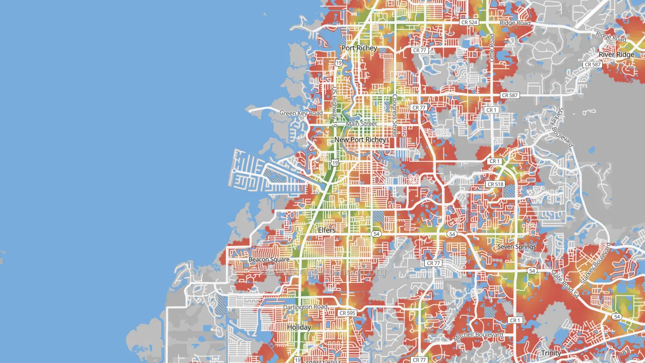 Walk Grade map of 34652, FL, walkable areas in green and car-dependent areas in red