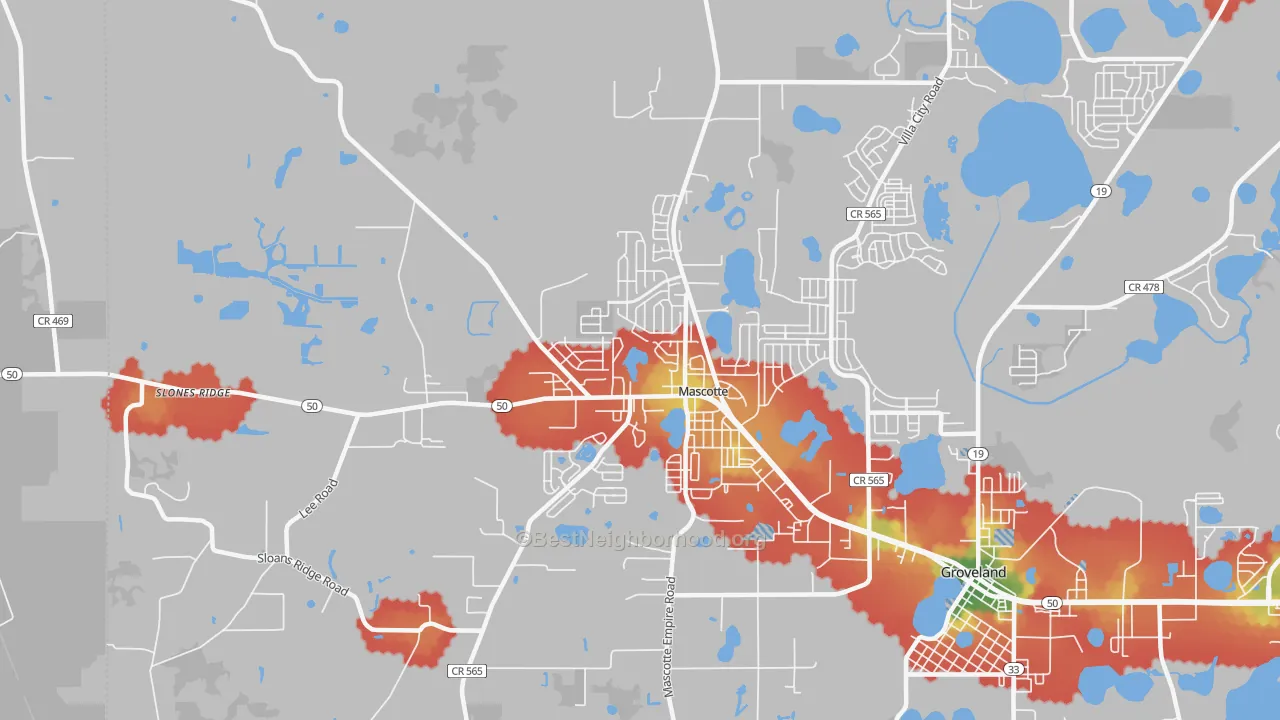 Walk Grade map of 34753, FL, walkable areas in green and car-dependent areas in red